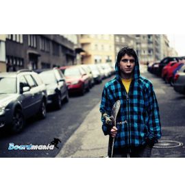 Ondra Löbl posiluje skate team Boardmania