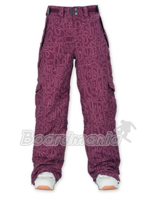 D�msk� lehk� snowboardov� kaps��e Horsefeathers ze �pi�kov�ho materi�lu 15k/10k. Zvl�dnou vysok� nasazen� v extr�mn�ch podm�nk�ch. Maj� pln� podlepen� �vy, v�tr�n�, nastaviteln� pas, propojen� s bundou.