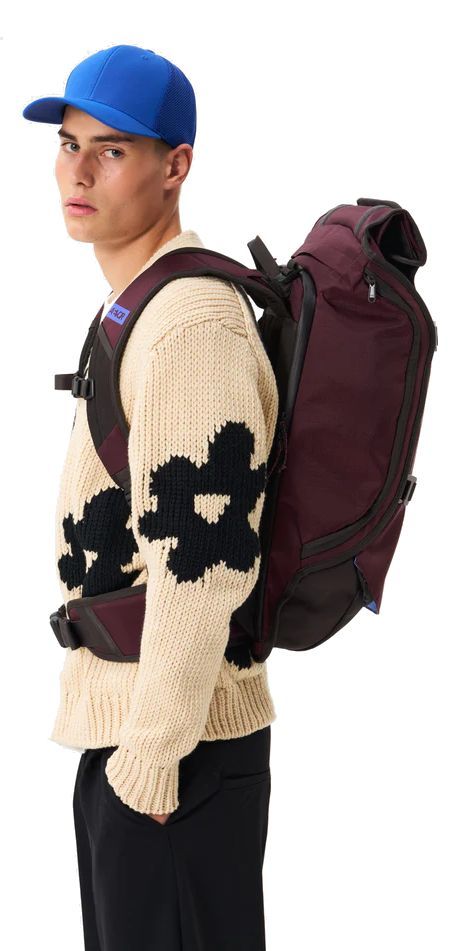 Batoh Aevor Travel Pack Proof cherry gateau 45l