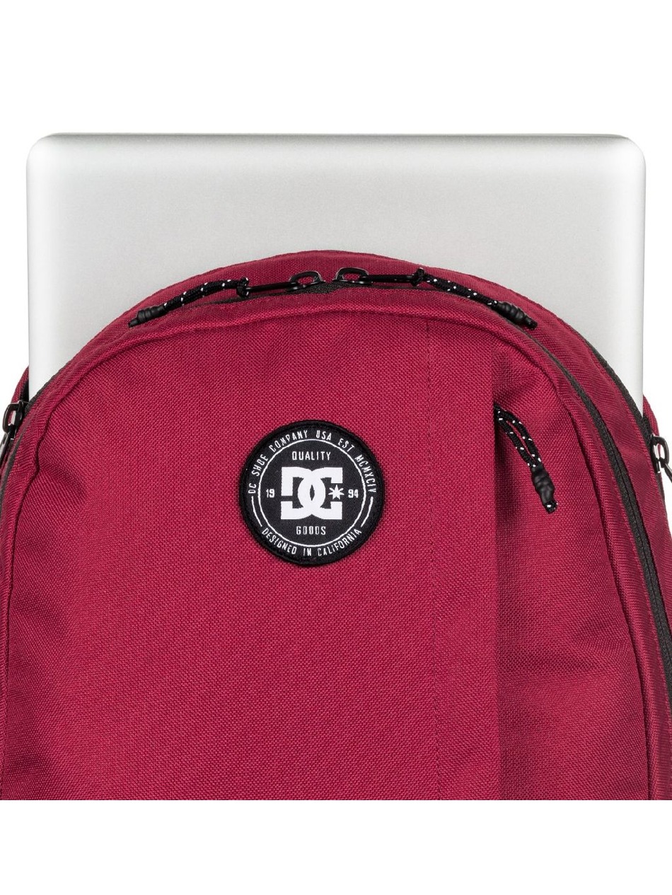 Batoh DC Punchyard rio red 22 l