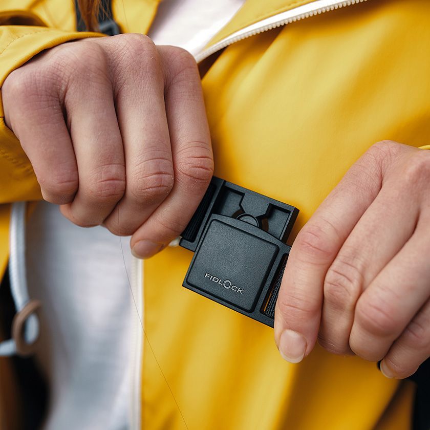 Magnetická vodotěsná ledvinka Fidlock Hermetic