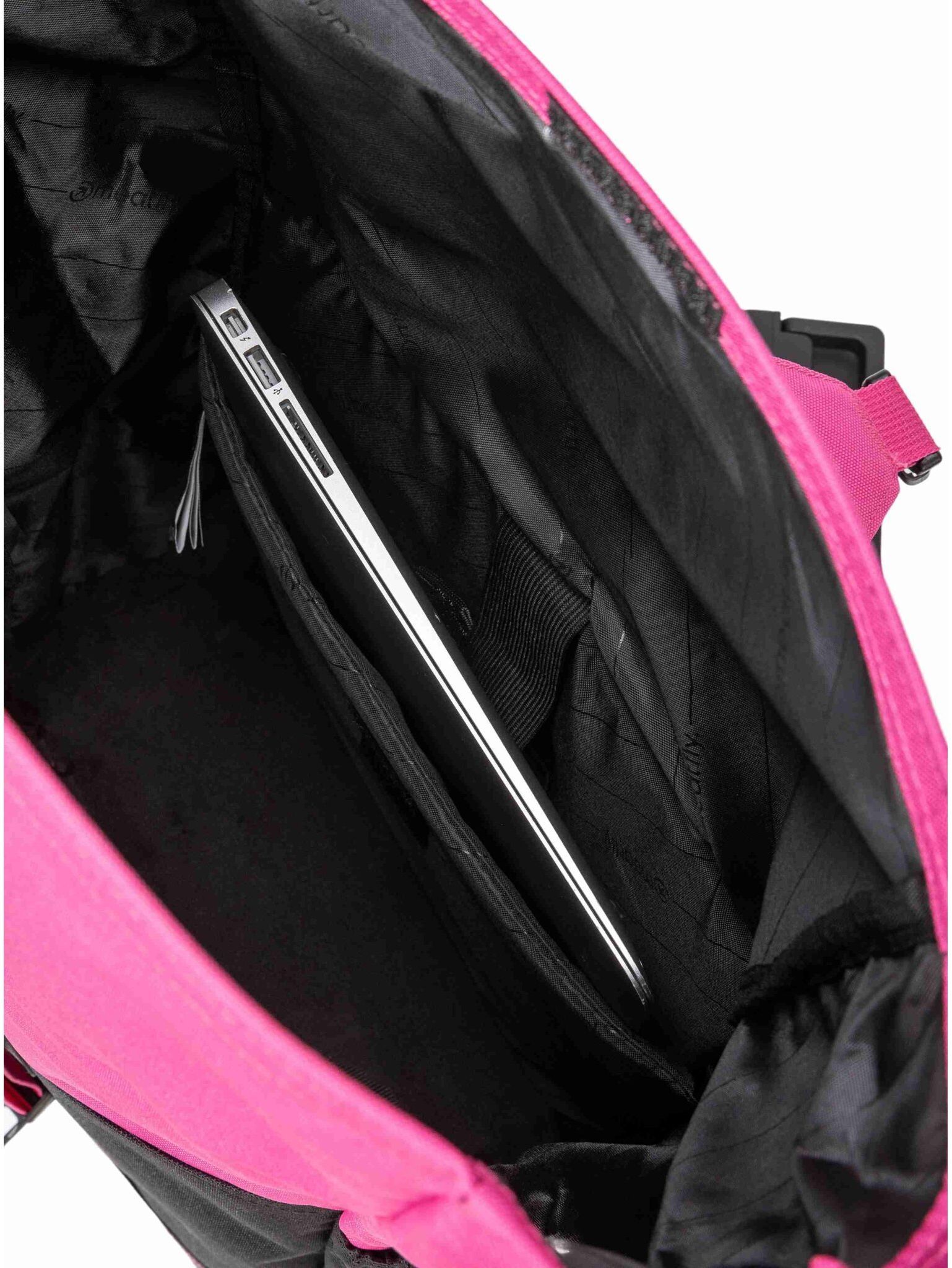 Batoh Meatfly Holler pink/black 28 l